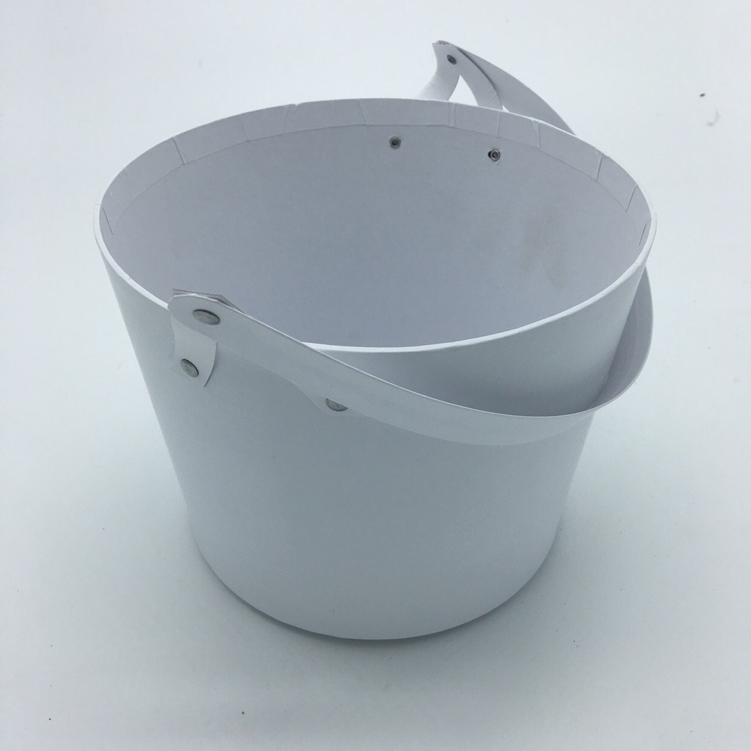 Коробка Ваза круглая с ручкой однотонная. Микс. 18.5*14. Арт0698