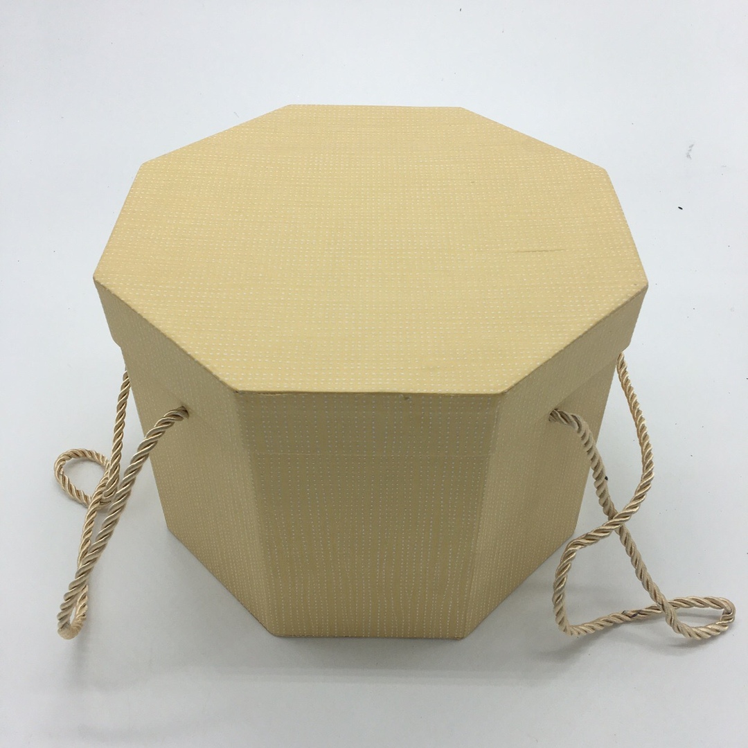 Коробка восьмиугольник с ручками 3в1. 22*16. Арт0664